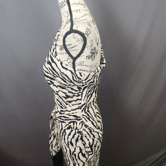 One-shouder Draped Mini Dress - Picture 4 of 7